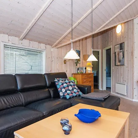 8 Person Holiday In Hemmet Nyaraló