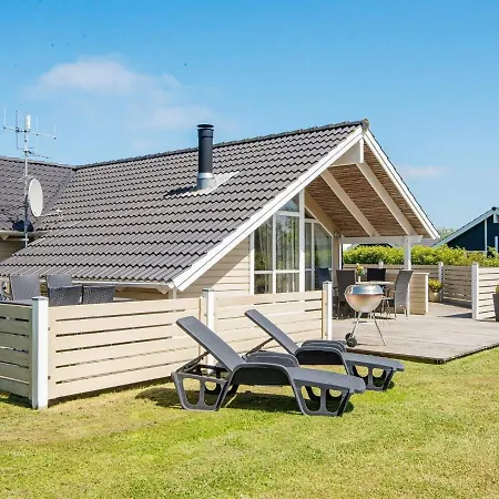 8 Person Holiday In Hemmet Nyaraló Falen